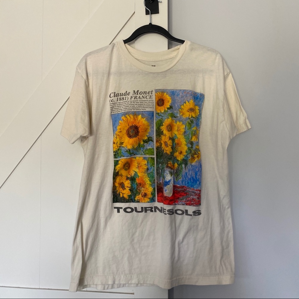 Floral graphic t shirt